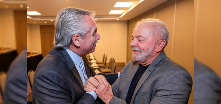 Alberto Fernández (à esq.) e Luiz Inácio Lula da Silva