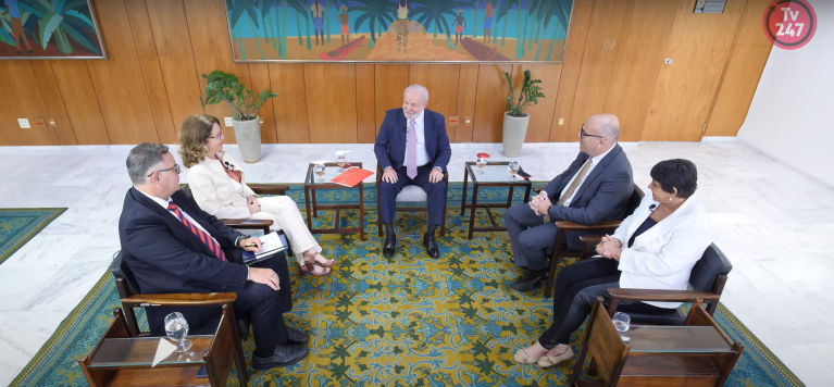 Presidente Lula concede entrevista à TV 247 - 21.03.2023