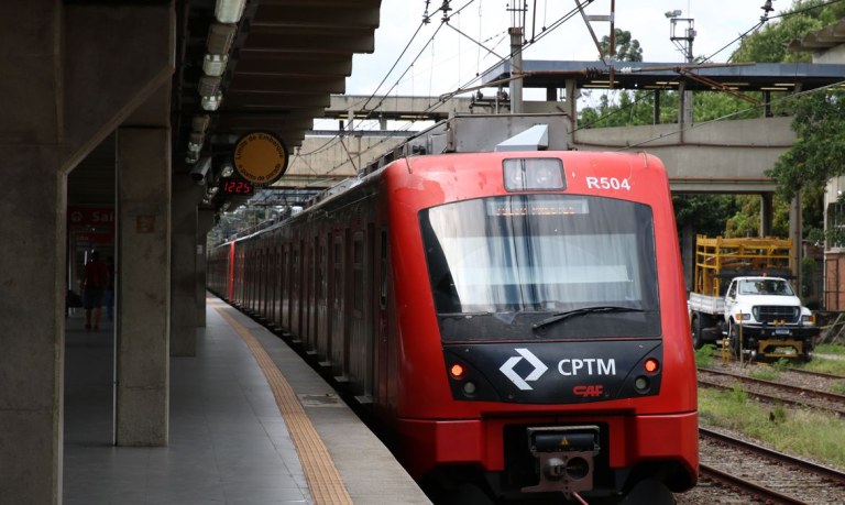 Trem da CPTM