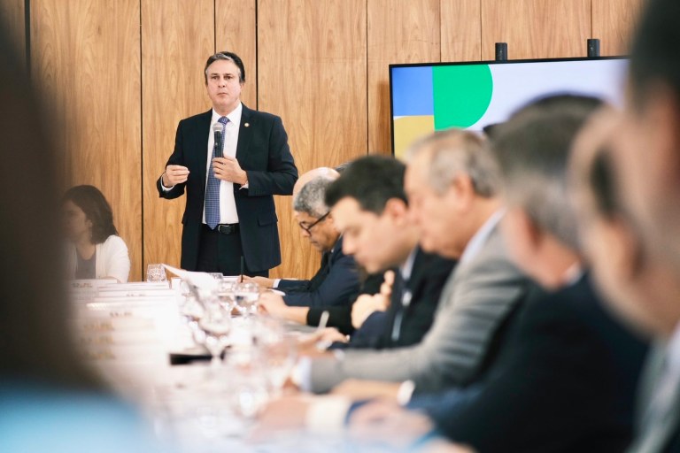Ministro Camilo Santana