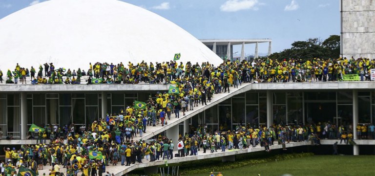 Atos golpistas de 8 de janeiro de 2023