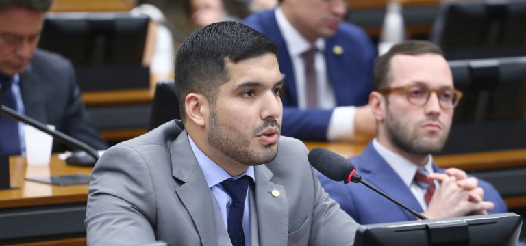 André Fernandes