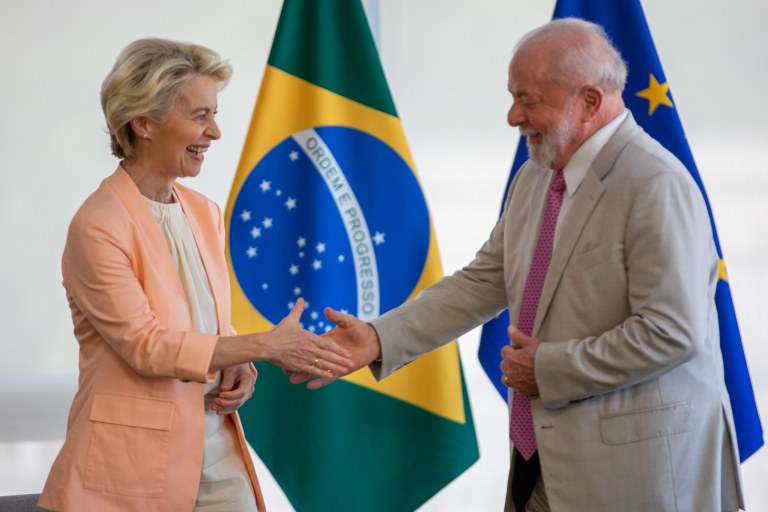 Presidente Luiz Inácio Lula da Silva recebe a presidente da Comissão Europeia, Ursula von der Leyen, no Palácio do Planalto - 12.06.2023
