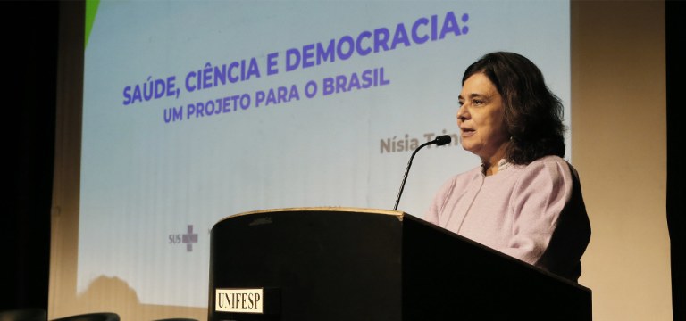 Nísia Trindade