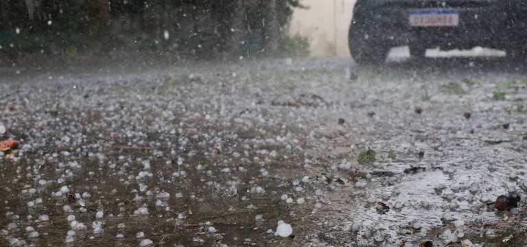 Chuva de granizo
