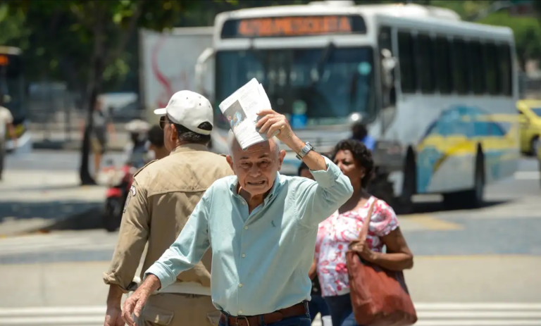 População enfrenta forte onda de calor no Rio de Janeiro