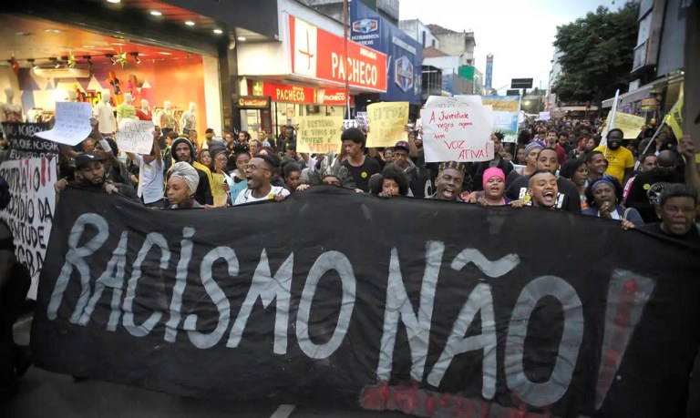 Mobilização contra a desigualdade racial no Brasil