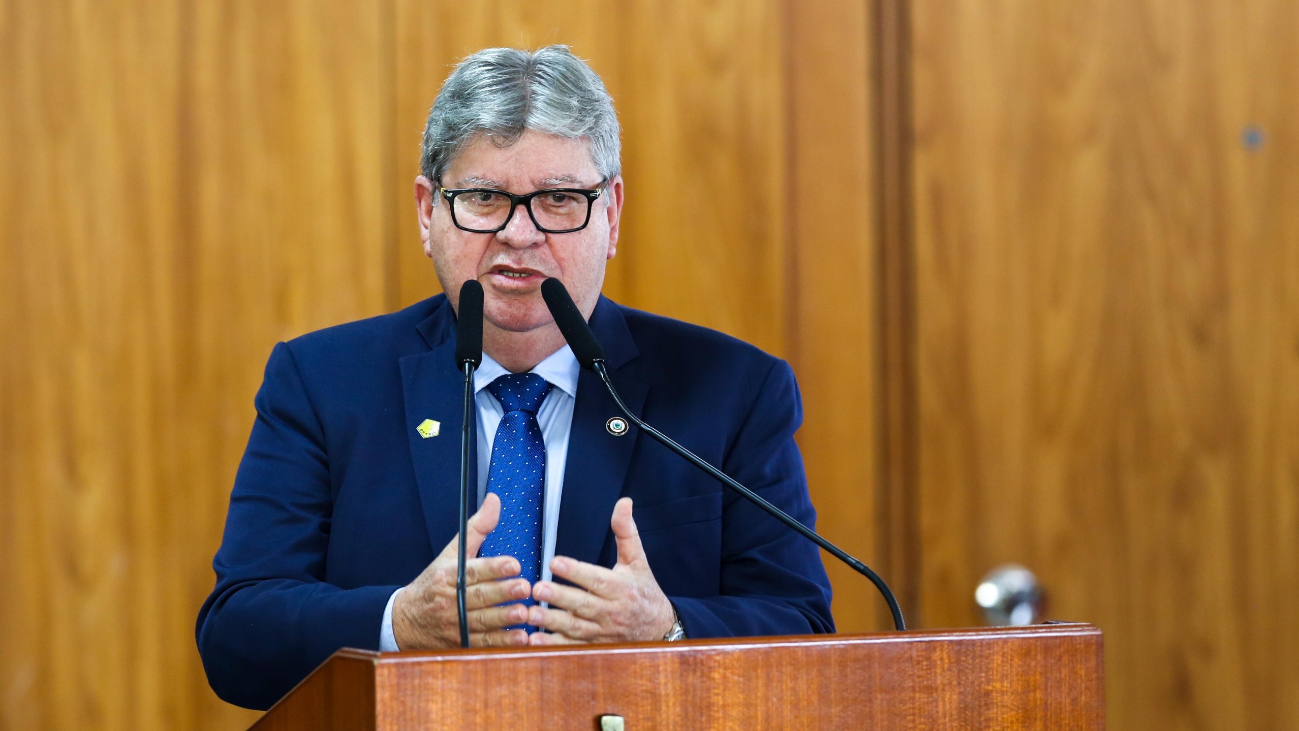Governador da Paraíba João Azevêdo.
