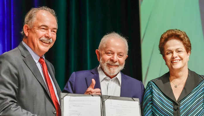 Mercadante, Lula e Dilma