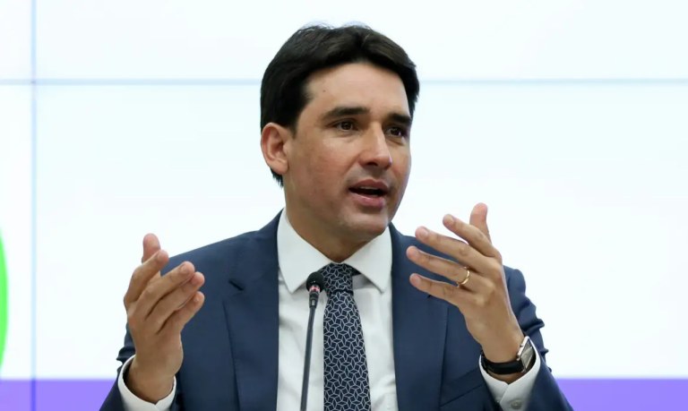 Ministro Silvio Costa Filho