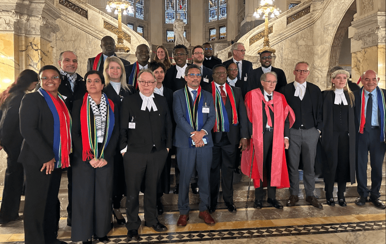 Equipe de advogados da África do Sul