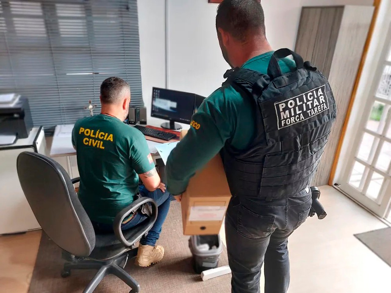 Policiais em Santa Catarina