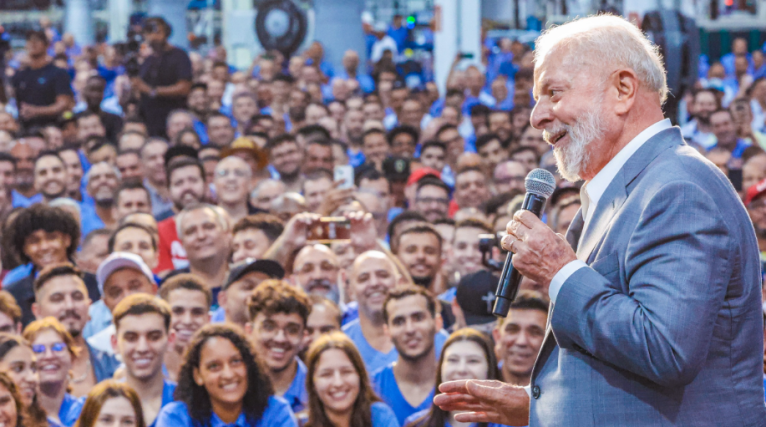 Presidente Lula durante o anúncio do Novo Ciclo de Investimentos da Volkswagen do Brasil, em São Bernardo do Campo (SP)