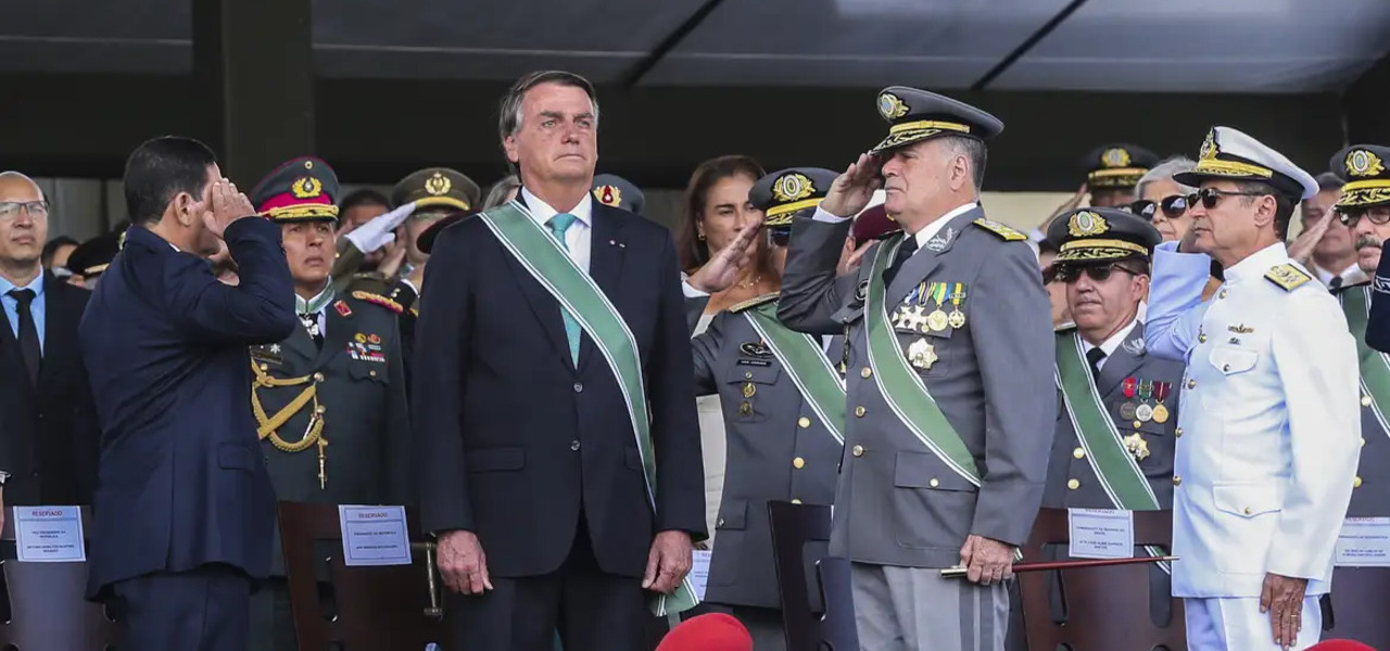 Jair Bolsonaro, Freire Gomes e Almir Garnier Santos
