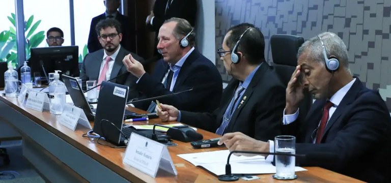 John Textor no Senado