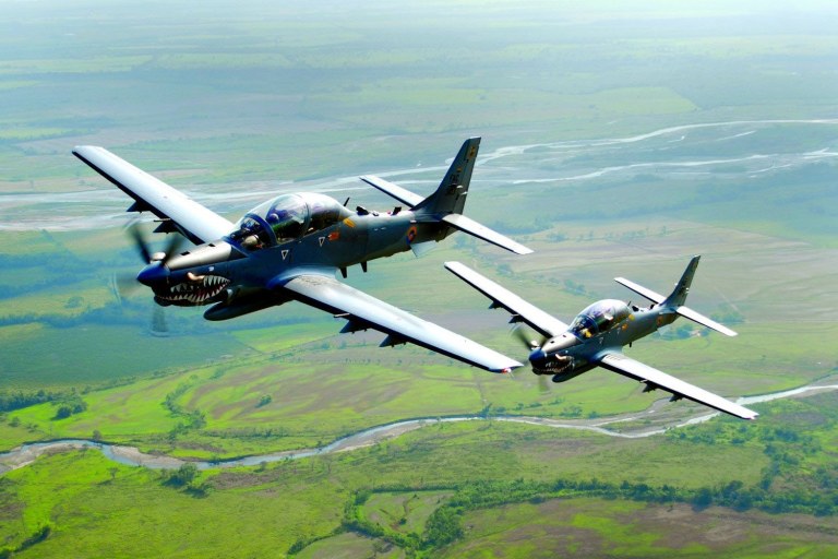 Super Tucano, produzidos pela Embraer