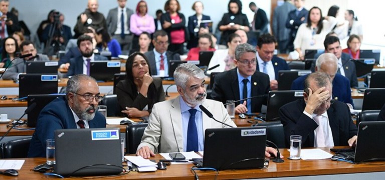 Sessão da CCJ do Senado