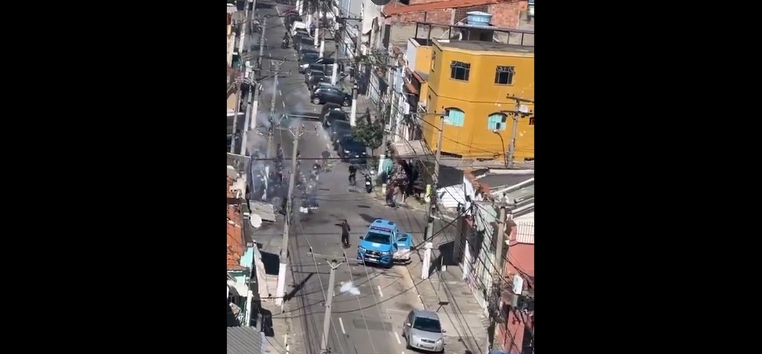 Briga de torcidas na Grande Rio