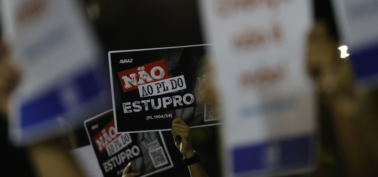 Manifestação de protesto contra o PL 1904/24
