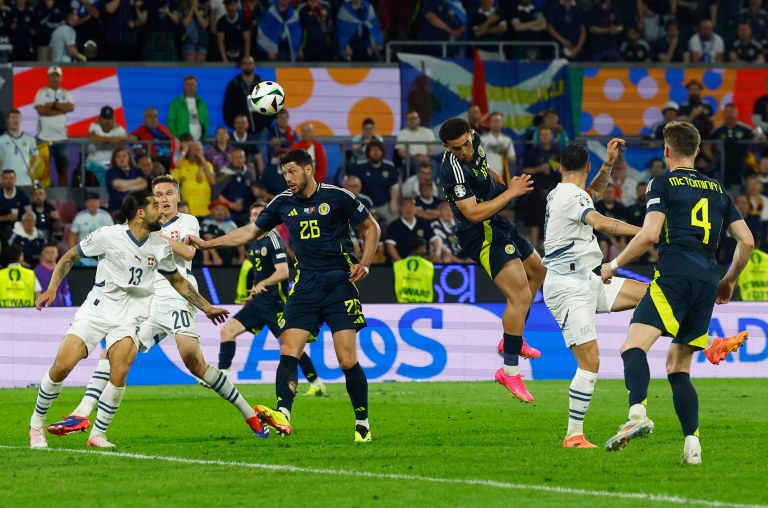 Escócia e Suíça empatam jogo da Eurocopa