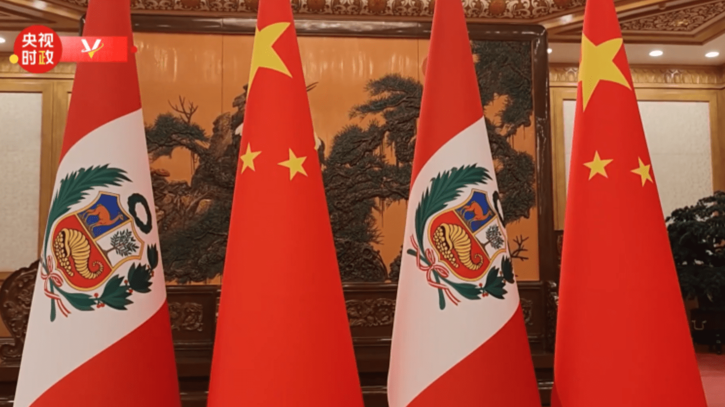 Xi Jinping e presidente do Peru destacam cooperação em encontro em Beijing