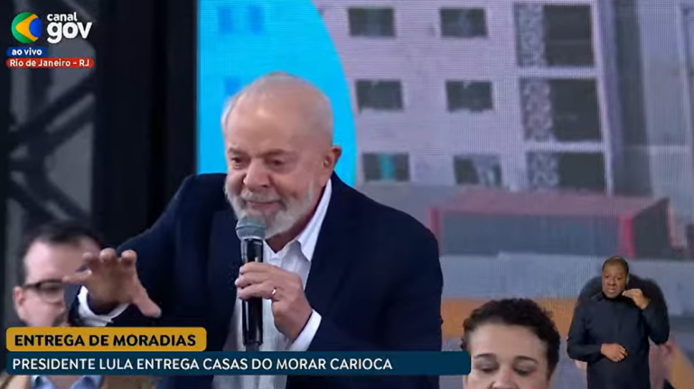 Lula durante o ato