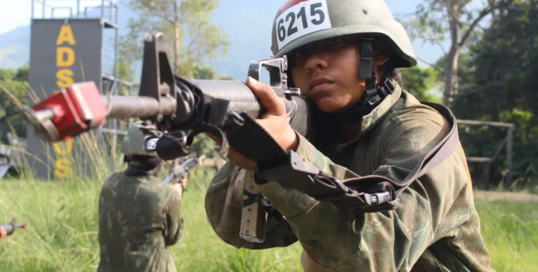 Militar mulher