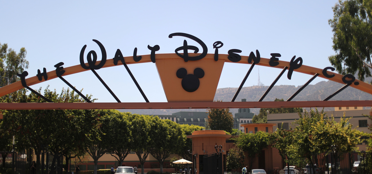 Entrada dos estúdios Walt Disney em Burbank, Califórnia, EUA