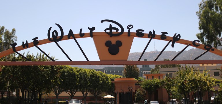 Entrada dos estúdios Walt Disney em Burbank, Califórnia, EUA