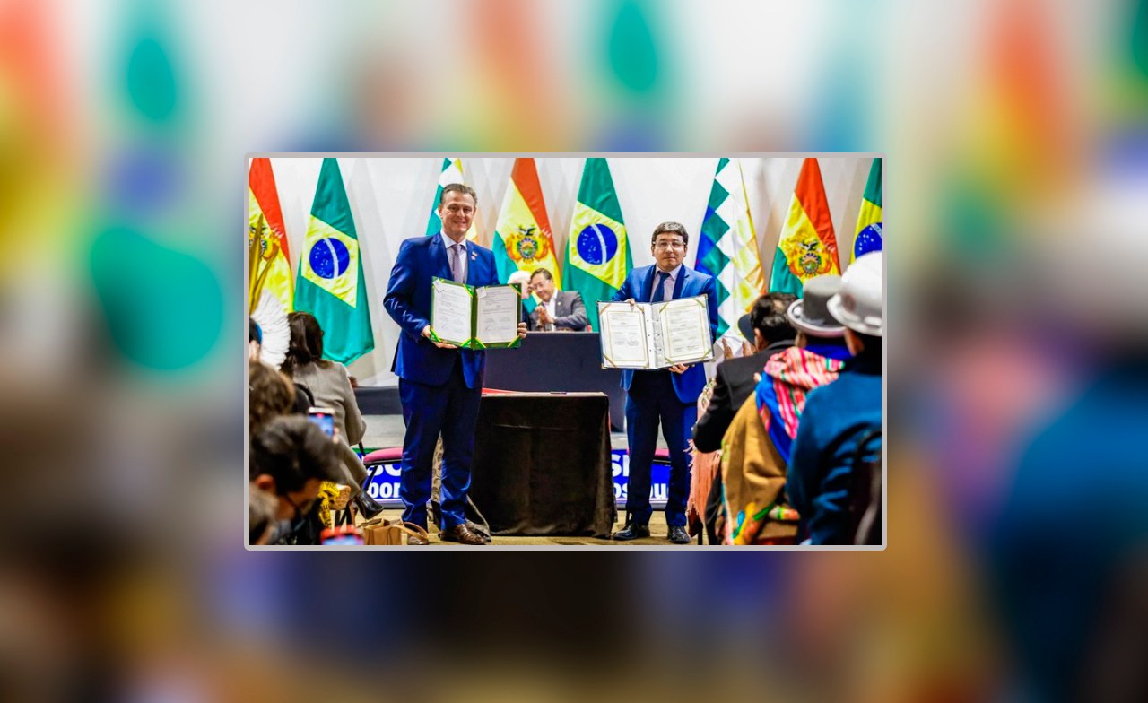 Carlos Fávaro (à esq.) na Bolívia