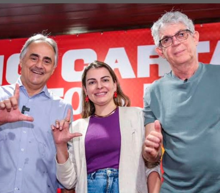 Da esq. para a dir.: Luciano Cartaxo, Amanda Rodrigues e Ricardo Coutinho