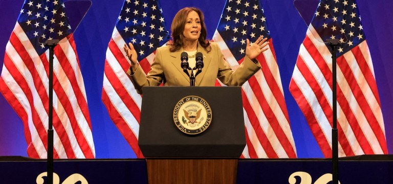Vice-presidente dos EUA, Kamala Harris, em evento de campanha na Filadélfia
