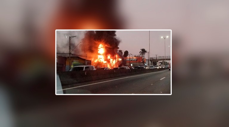 Incêndio na borracharia Raposo Tavares