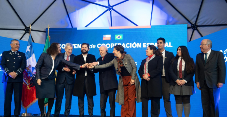 Lançamento da pedra fundamental do Centro Espacial Nacional do Chile