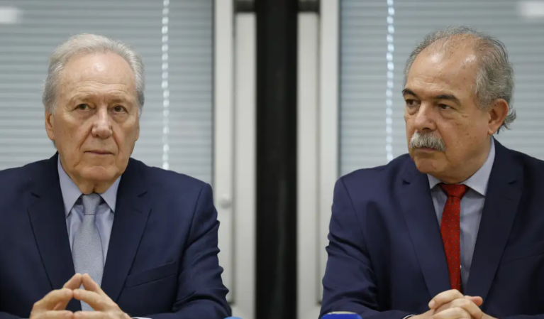 Ricardo Lewandowski e Aloizio Mercadante