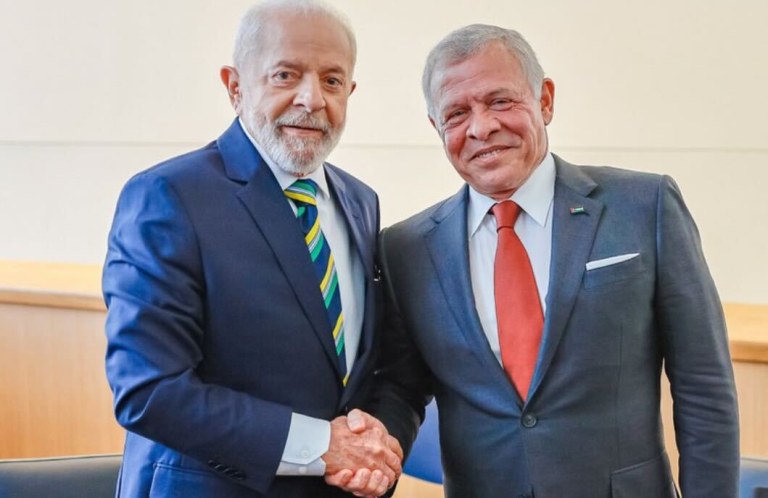 O presidente Lula e o Rei Abdullah II, da Jordânia