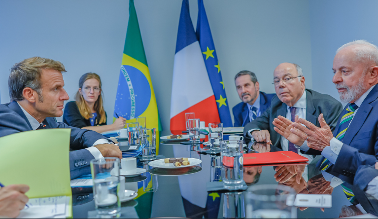24.09.2024 - Presidente Luiz Inácio Lula da Silva durante encontro com o presidente da França, Emmanuel Macron, na Sala da República Francesa, da Sede das Nações Unidas (ONU). Nova York - Estados Unidos.