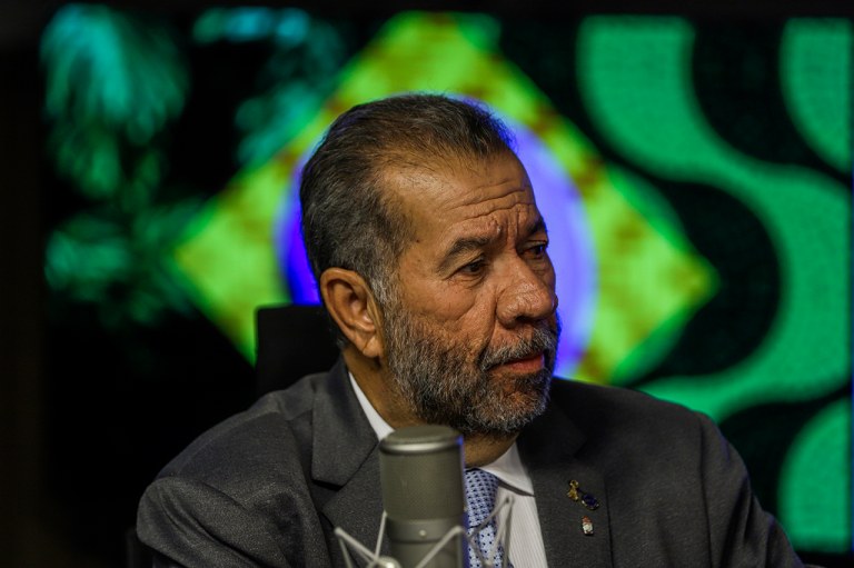 Carlos Lupi