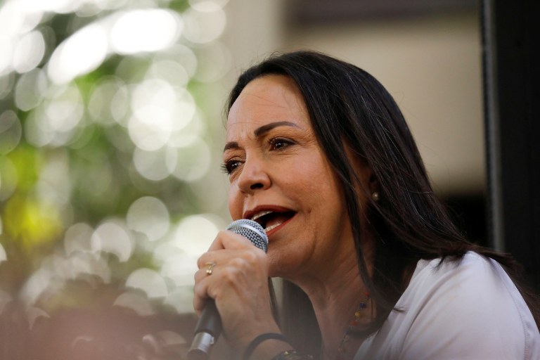 Líder da oposição venezuelana, Maria Corina Machado fala a apoiadores em Caracas, Venezuela