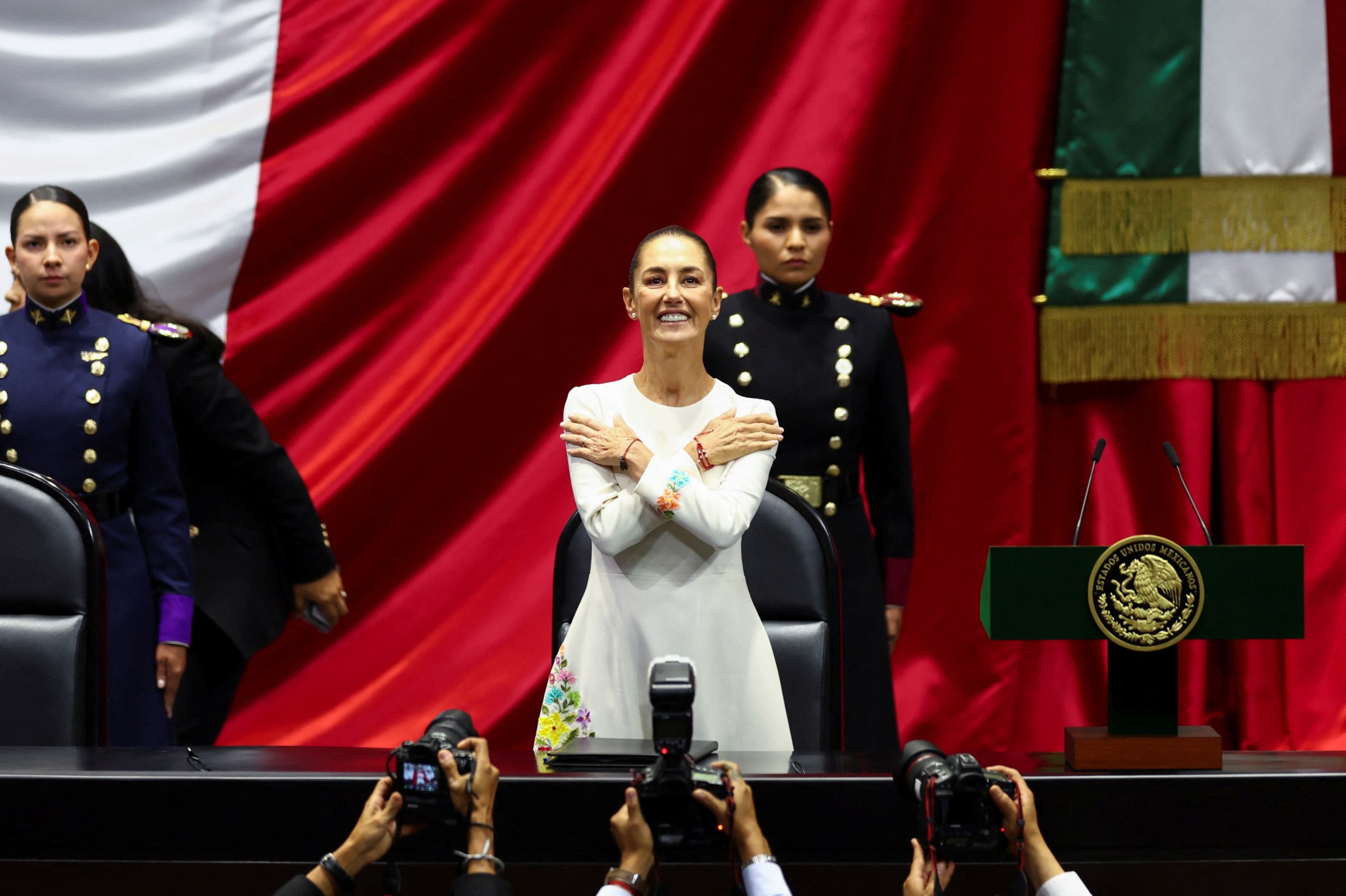 Claudia Sheinbaum toma posse como presidente do México
01/10/2024