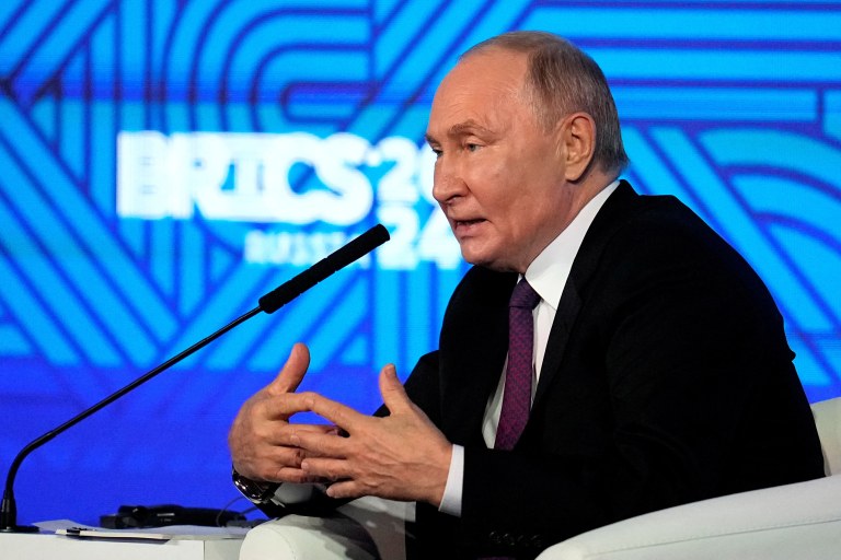 Presidente russo Vladimir Putin em Moscou
 18/10/2024   Alexander Zemlianichenko/Pool via REUTERS