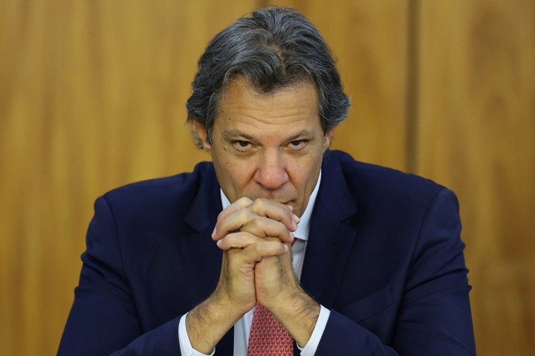 Ministro da Fazenda, Fernando Haddad, durante reunião no Palácio do Planalto, em Brasília
17/09/2024
REUTERS/Ueslei Marcelino