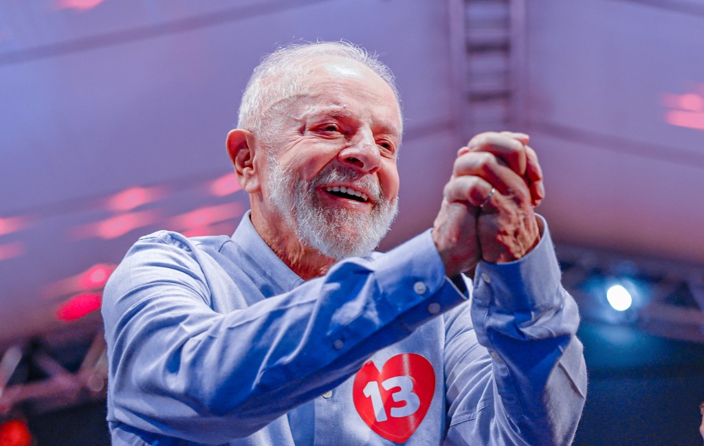 Há correções a fazer, mas as eleições mostraram força de Lula e dos progressistas