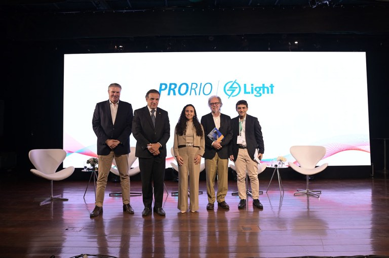Representantes da Light no Rio