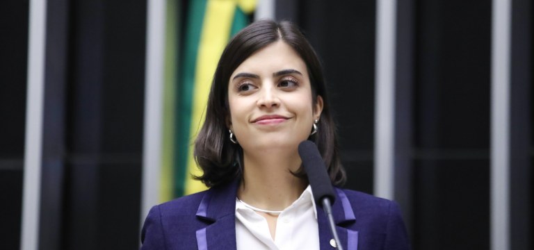 Tabata Amaral