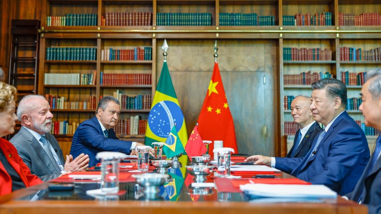 Reunião do presidente Lula com o  presidente da República Popular da China, Xi Jinping, no Palácio da Alvorada  Foto: Ricardo Stuckert / PR