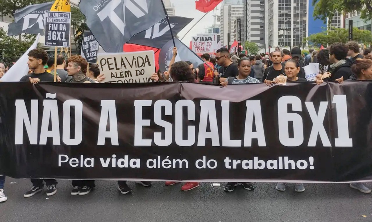 Ato contra a escala 6 x 1 no Brasil