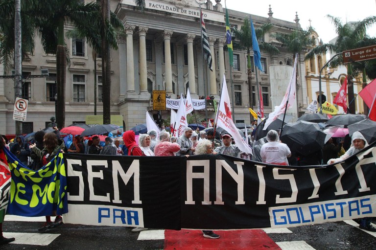 Mobilização nacional de lutas pela democracia e contra anistia a golpistas, organizada pelas Frentes Brasil Popular e Povo Sem Medo, Largo São Francisco