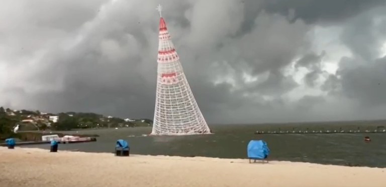 Árvore de Natal em Maricá