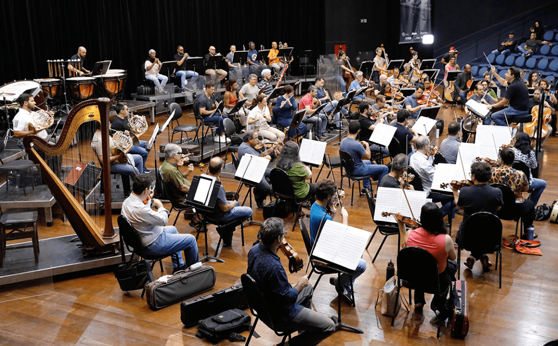 A última apresentação da orquestra em uma sala do Teatro Nacional ocorreu em dezembro de 2013